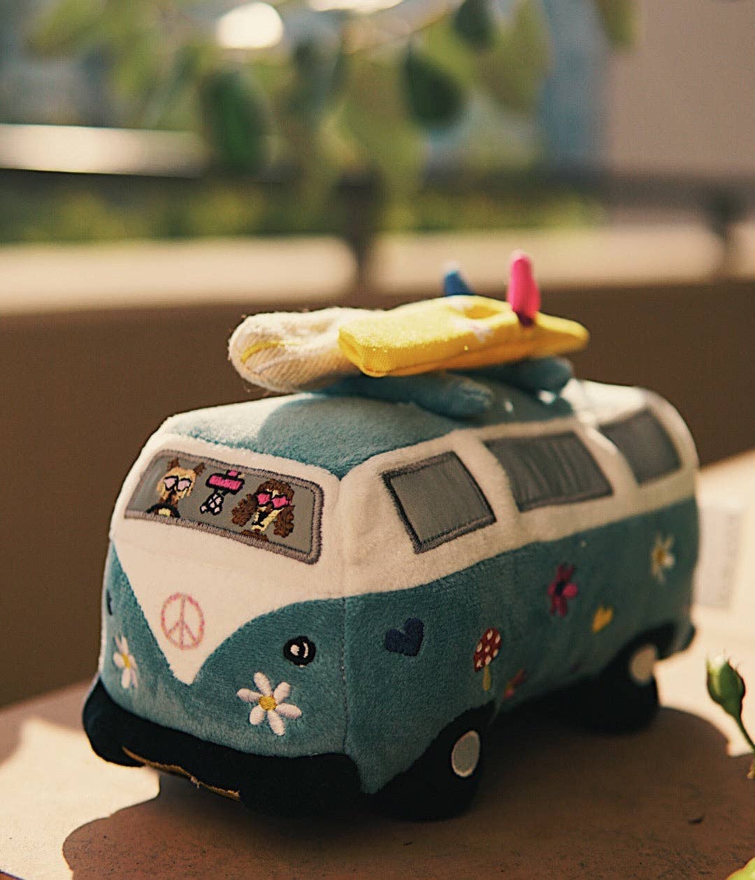 Hippie Van: Blue Surfboards