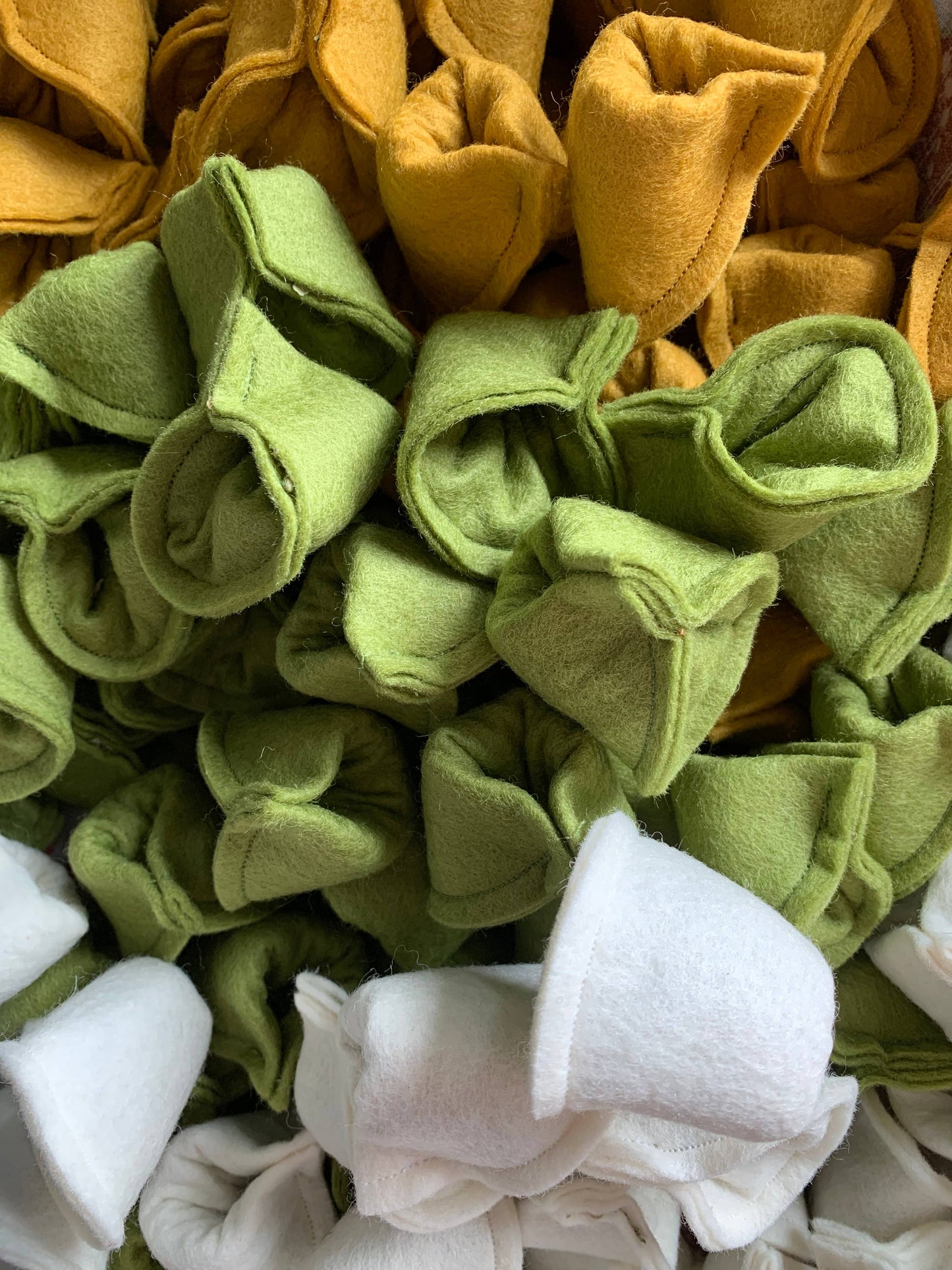 Organic catnip tortellini (Set of 3)
