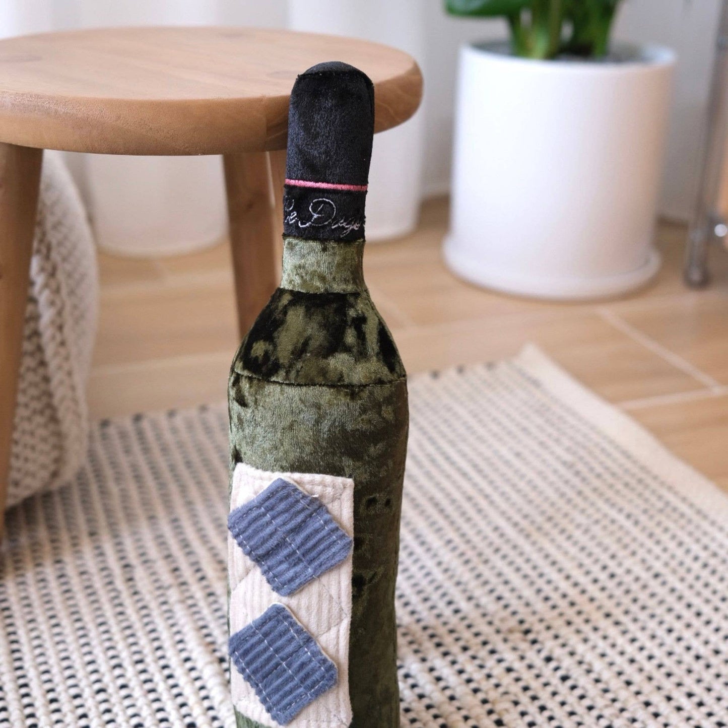 MERLOT//ENRICHMENT DOG TOY