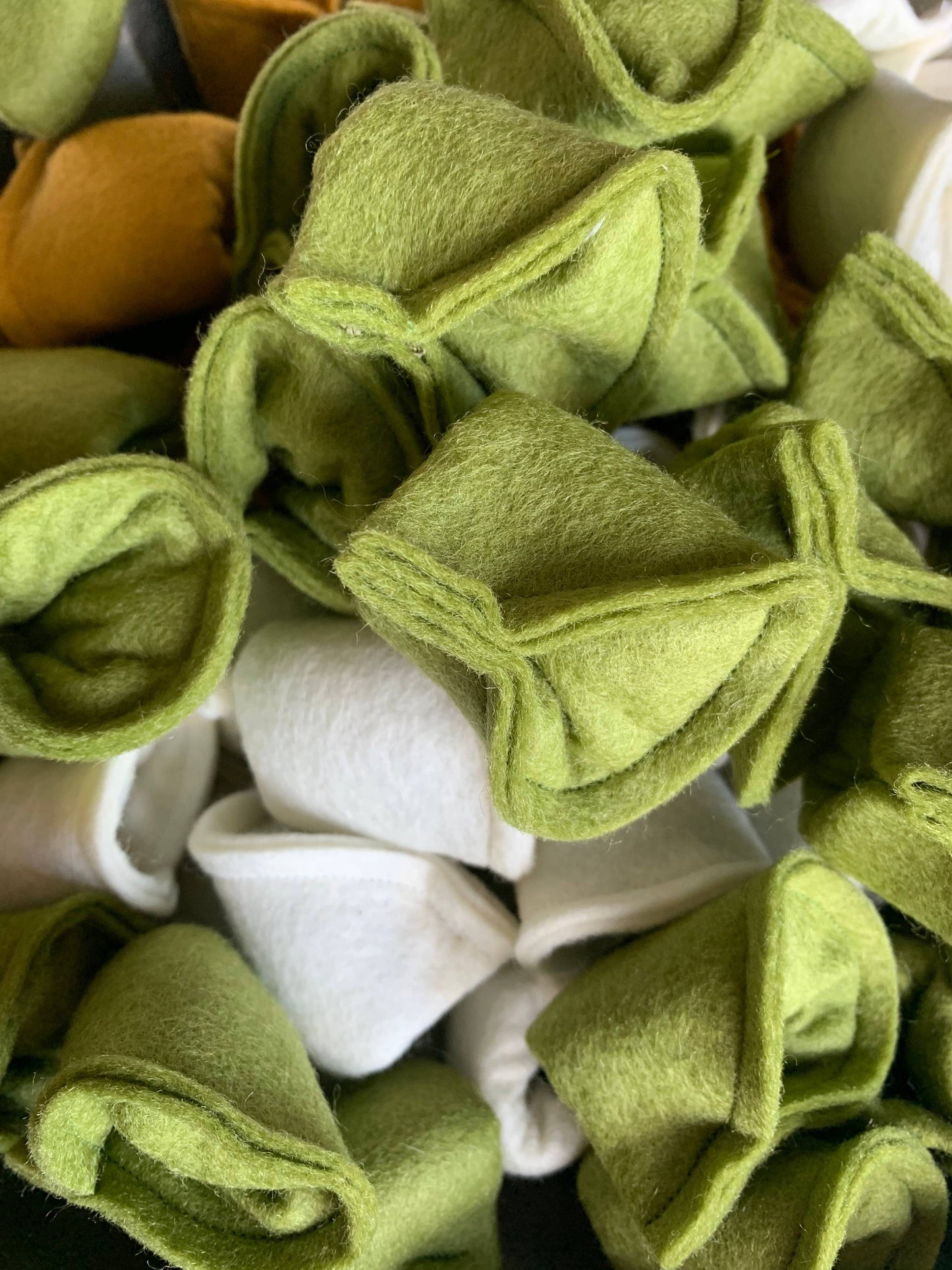 Organic catnip tortellini (Set of 3)