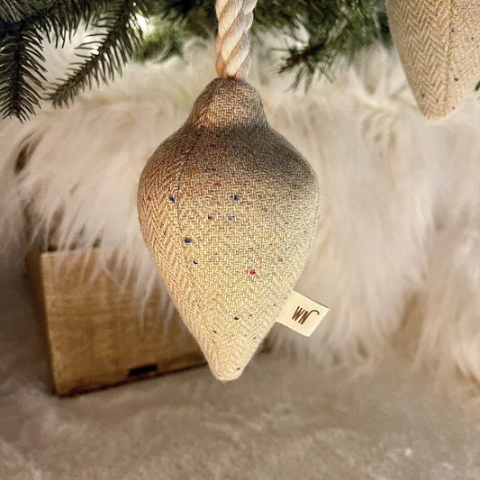 Ornament 3