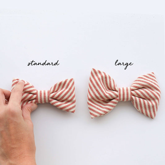 Onyx Dog Bow Tie: Large